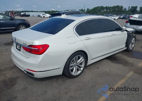 2016 BMW 750I xDrive из США, поврежденный, VIN WBA7F2C56GG416763